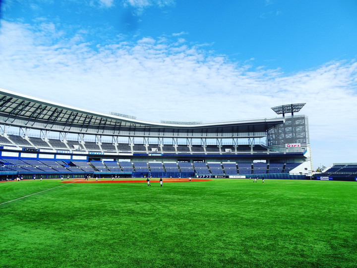 Dcdf51c66e134105a2ad2283533292141